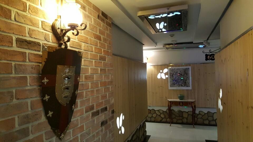 Gimhae Business Hotel K Экстерьер фото