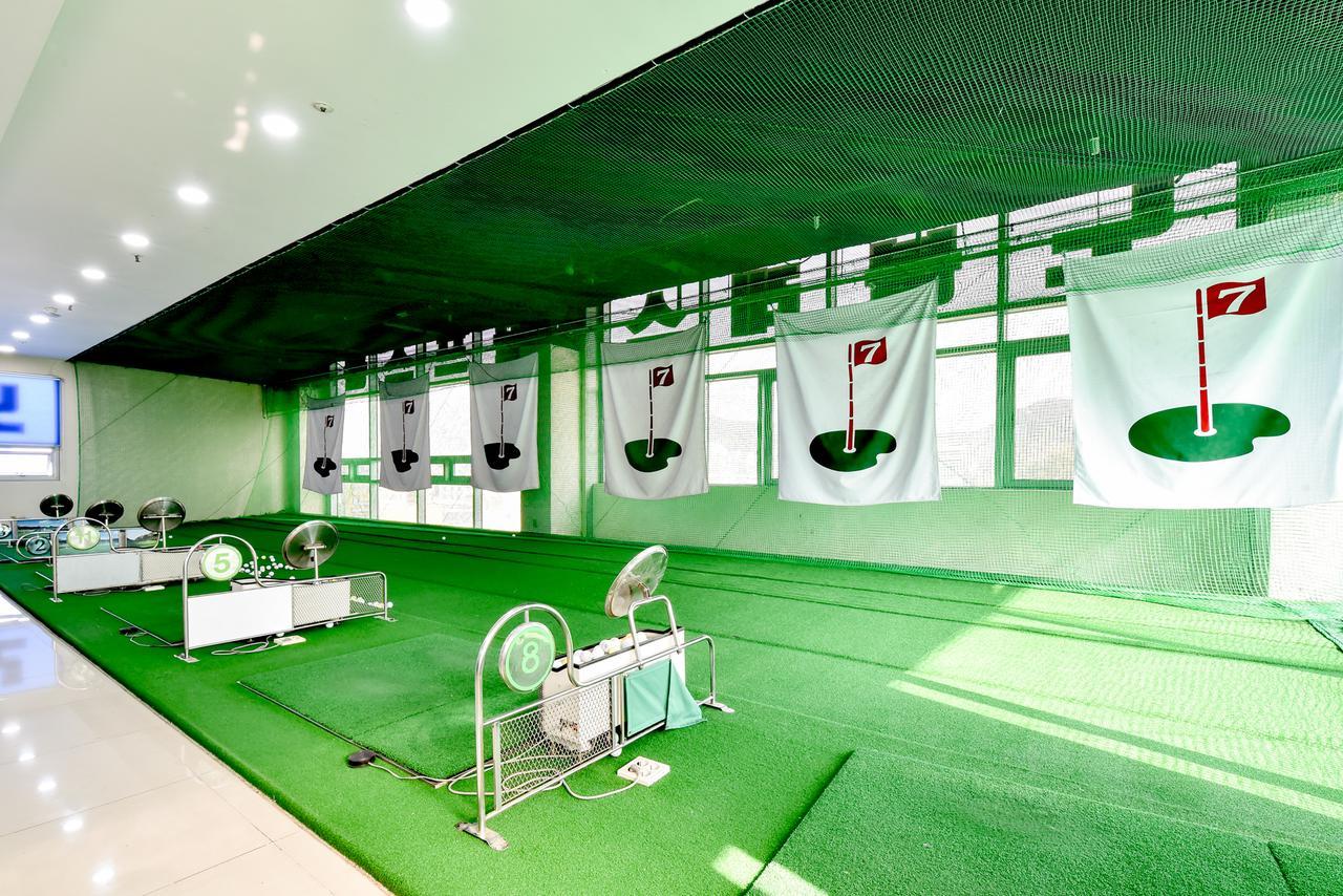 Gimhae Business Hotel K Экстерьер фото